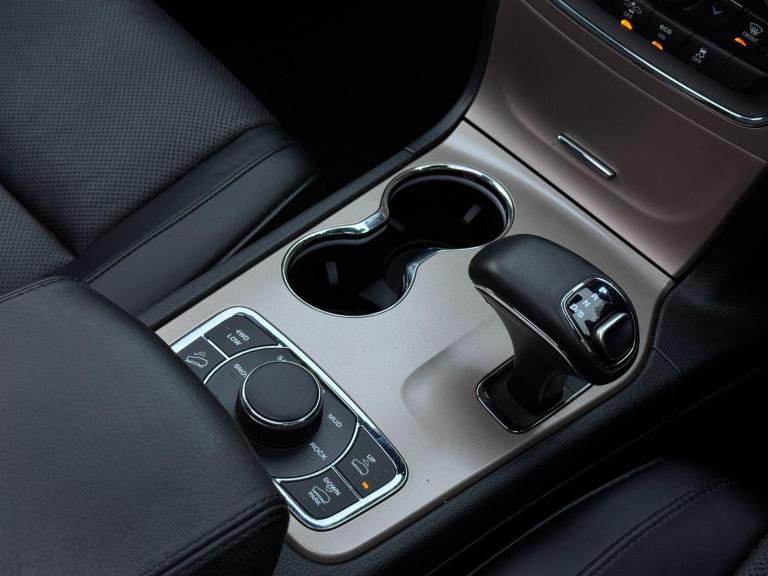 2015 Jeep Grand Cherokee 3.0 CRD Summit 5dr Auto ESTATE DIESEL Automatic