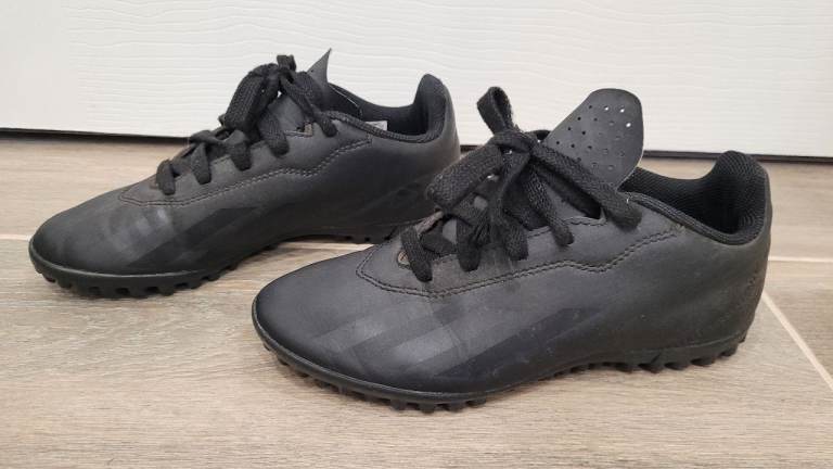 Adidas junior size 3 football boots