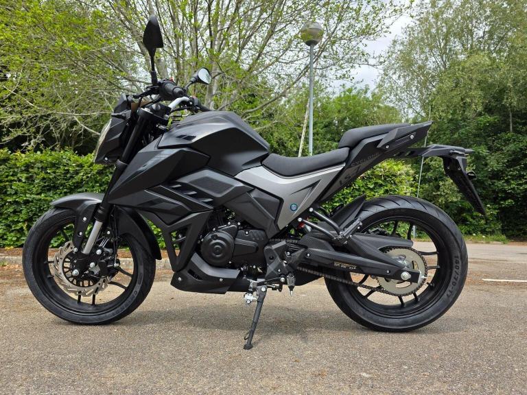 Lexmoto Cypher Electric and  Stylish