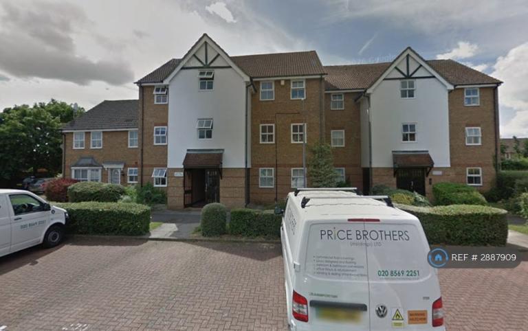 1 bedroom flat in Maplin Park, Slough, SL3 (1 bed) (#2887909)