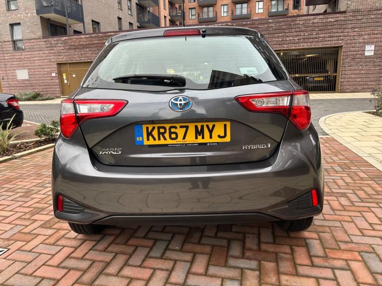 2017 Toyota Yaris 1.5 VVT-h Icon E-CVT Euro 6 (s/s) 5dr HATCHBACK Petrol/Electric Hybrid Automatic