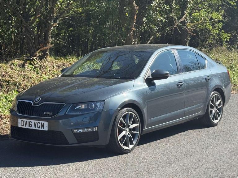 2016 Skoda Octavia 2.0 Octavia vRS TSi 5dr Hatchback Petrol Manual