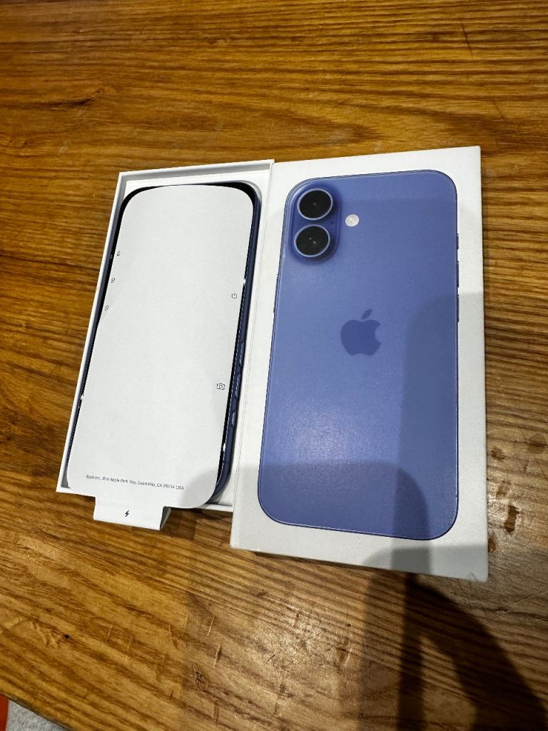 Apple iPhone 16 Blue - As Good As New, Unlocked