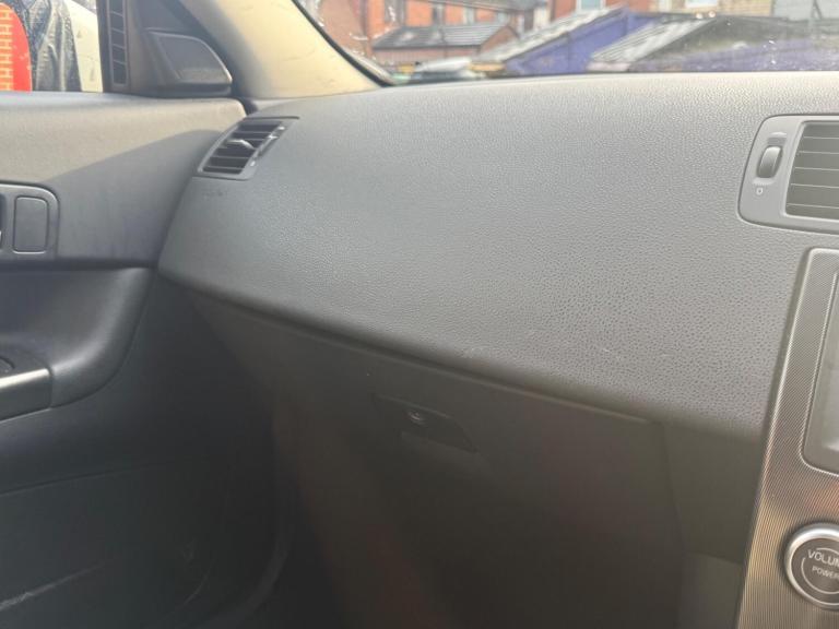 2010 Volvo C30 1.6 R DESIGN 3dr HATCHBACK PETROL Manual