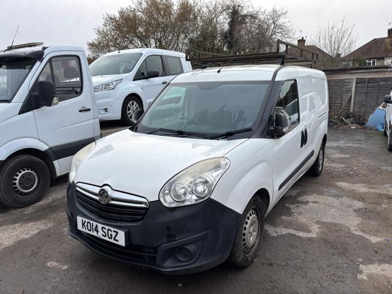 2014 Vauxhall Combo***SPARES OR REPAIRS***