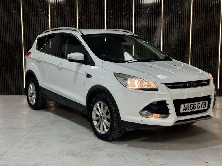 2016 Ford Kuga 2.0 TDCi 180 Titanium 5dr Powershift HATCHBACK DIESEL Automatic