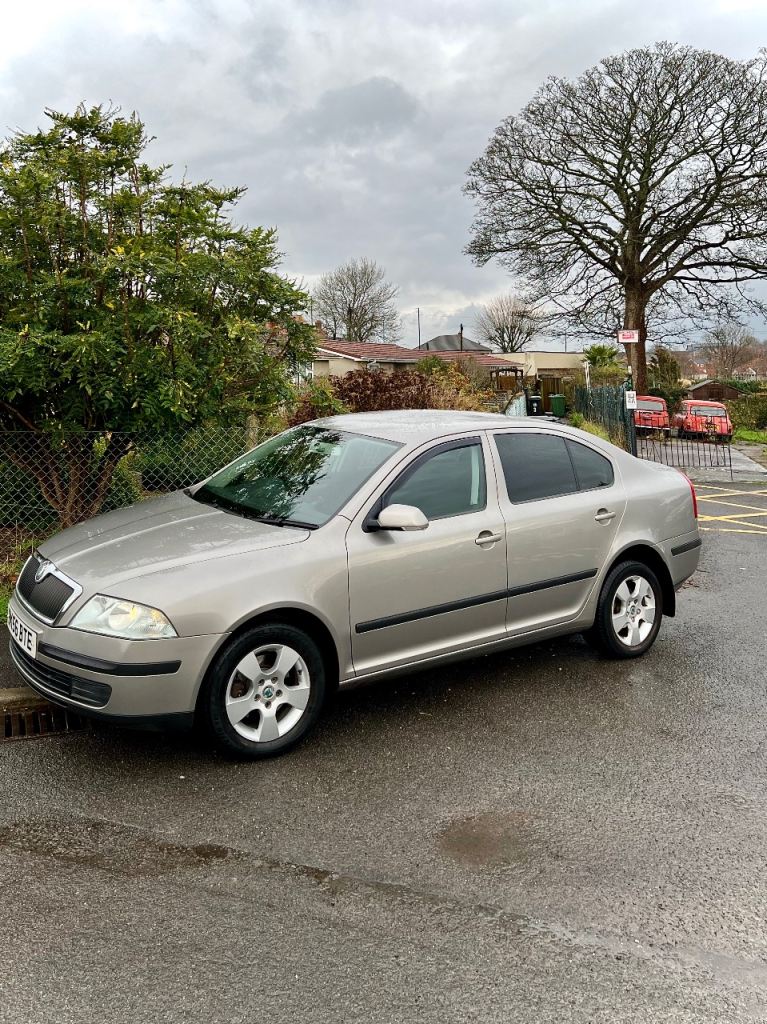 Skoda, OCTAVIA, AUTOMATIC 1.6 FSI Hatchback, 2007, Engine 1598 (cc)