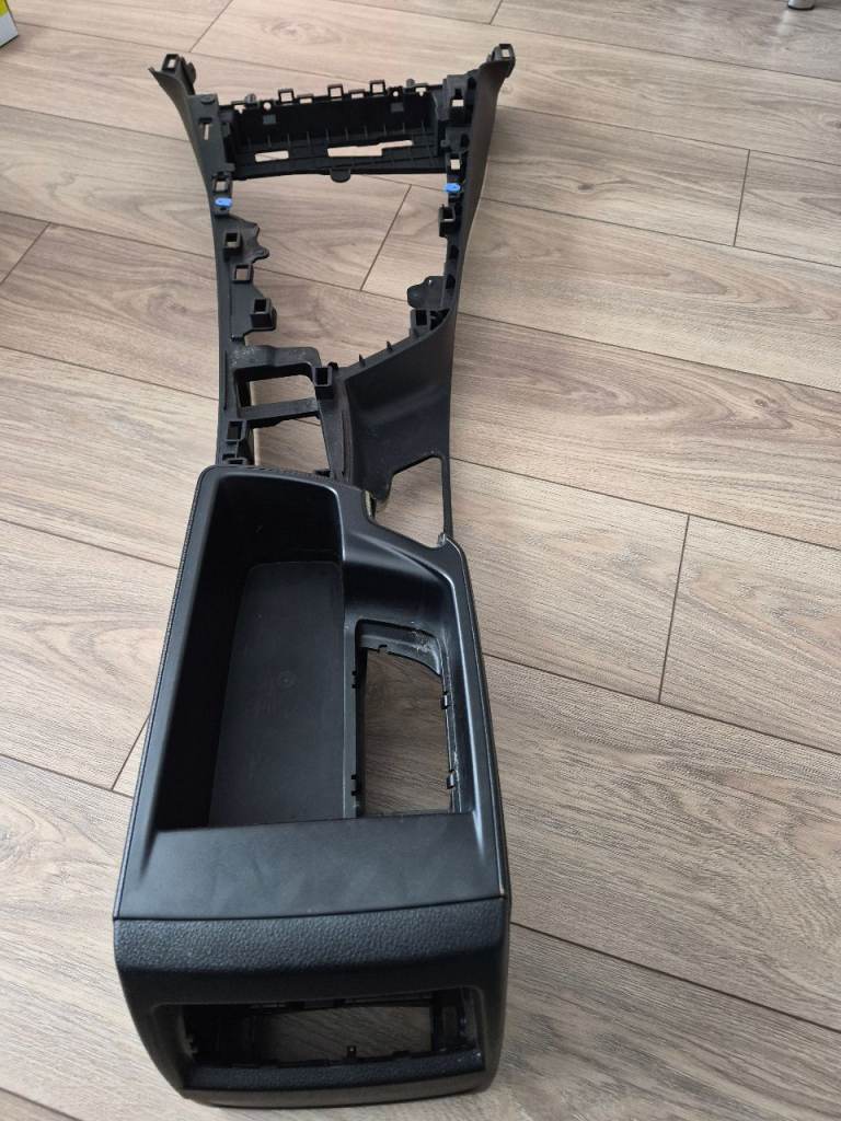 ORIGINAL BMW 1 series armrest 
