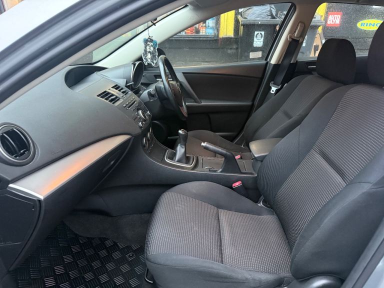 Mazda, 3, Hatchback, 2012, Manual, 1598 (cc), 5 doors