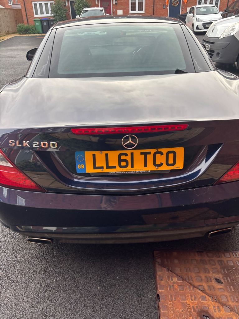 Mercedes-Benz, SLK, Convertible, 2011, Semi-Auto, 1796 (cc), 2 doors