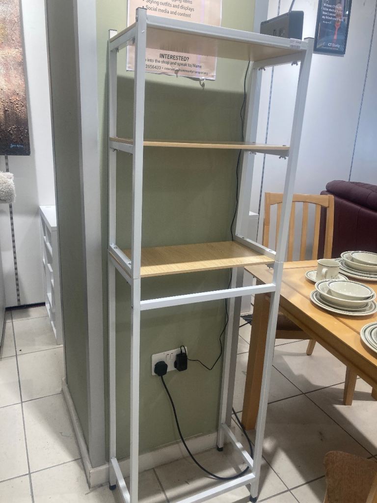 White Metal Shelving Unit with Wooden Shelves – Good Condition