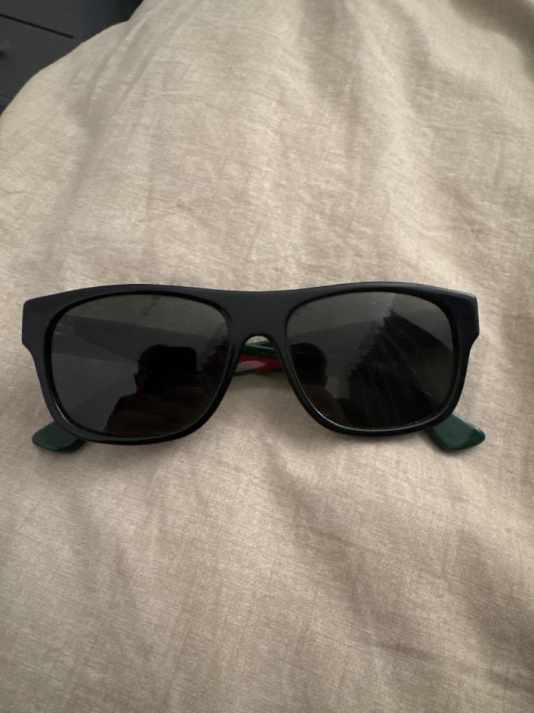 Gucci genuine sun glasses 