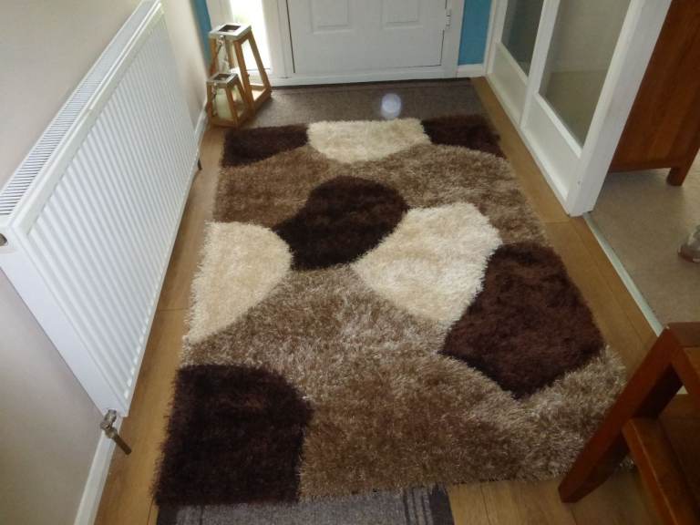 Cosy Shaggy Rug – Brown, Beige & Cream Pattern