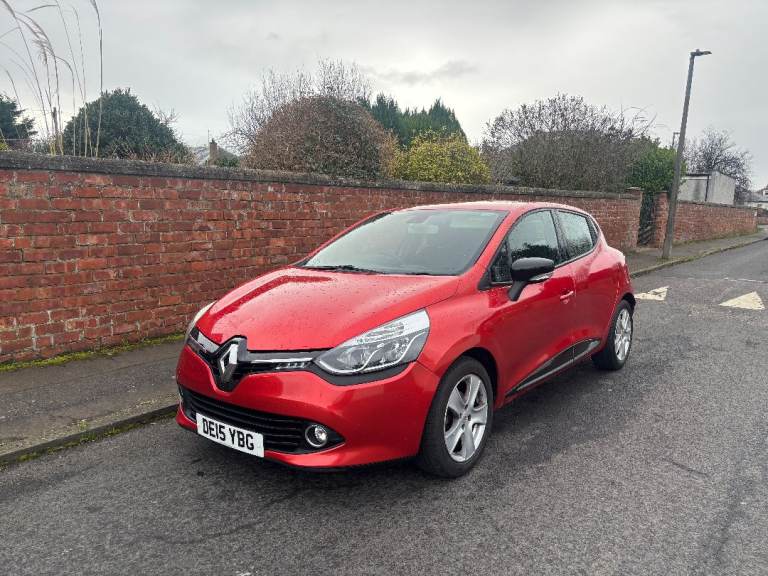 Renault CLIO 15 Plate 1.2 Petrol 