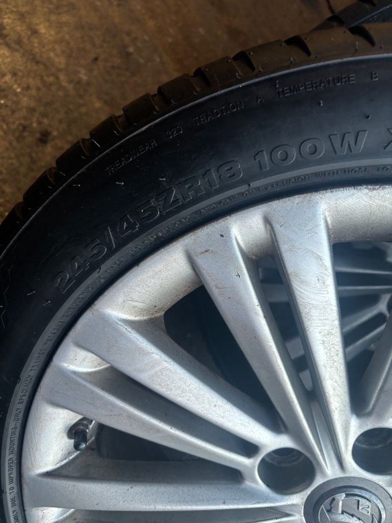 18inch Vauxhall insignia alloy wheels x4