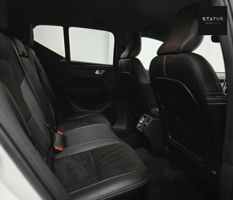 2019 Volvo XC40 2.0 T5 R DESIGN 5dr AWD Geartronic ESTATE PETROL Automatic