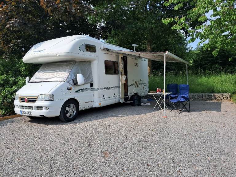 2004 Bessacarr E745 Motorhome, 