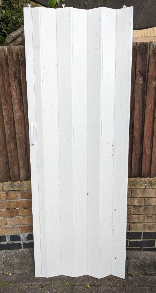 Concertina Folding Door (see description).