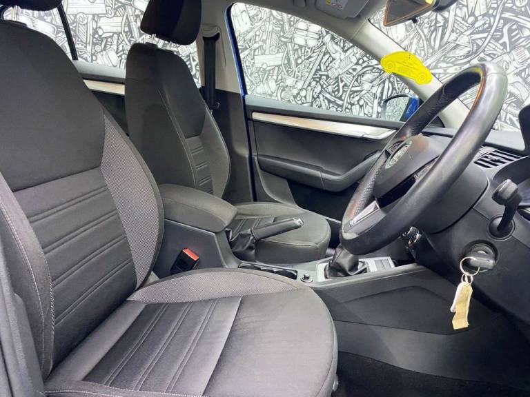 2018 Skoda Octavia 1.6 TDI SCR SE Hatchback 5dr Diesel Manual Euro 6 (s/s) (115 ps) Hatchback Die...