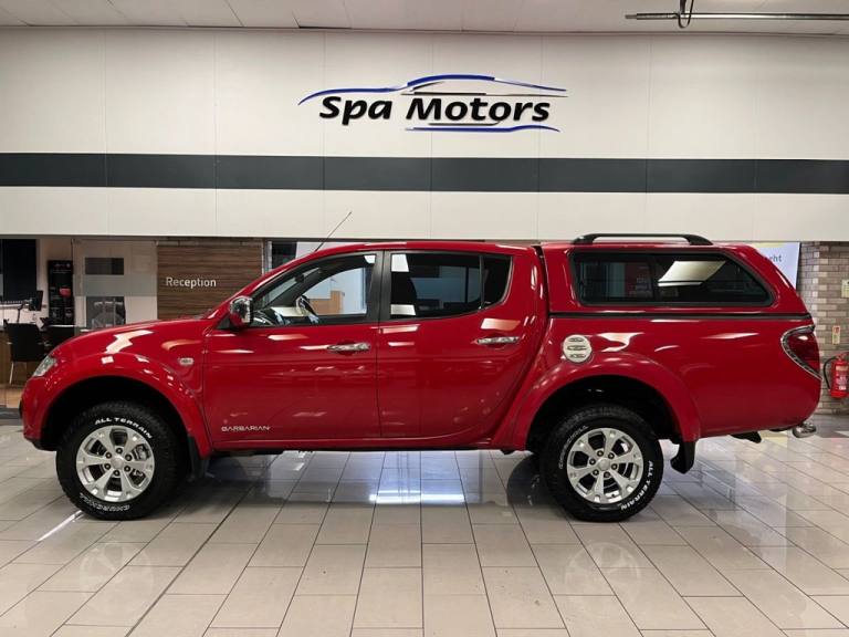 2014 Mitsubishi L200 2.5 DI-D Barbarian Pickup Double Cab 4dr Diesel Manual 4WD Euro 5 (LB) (175 ...