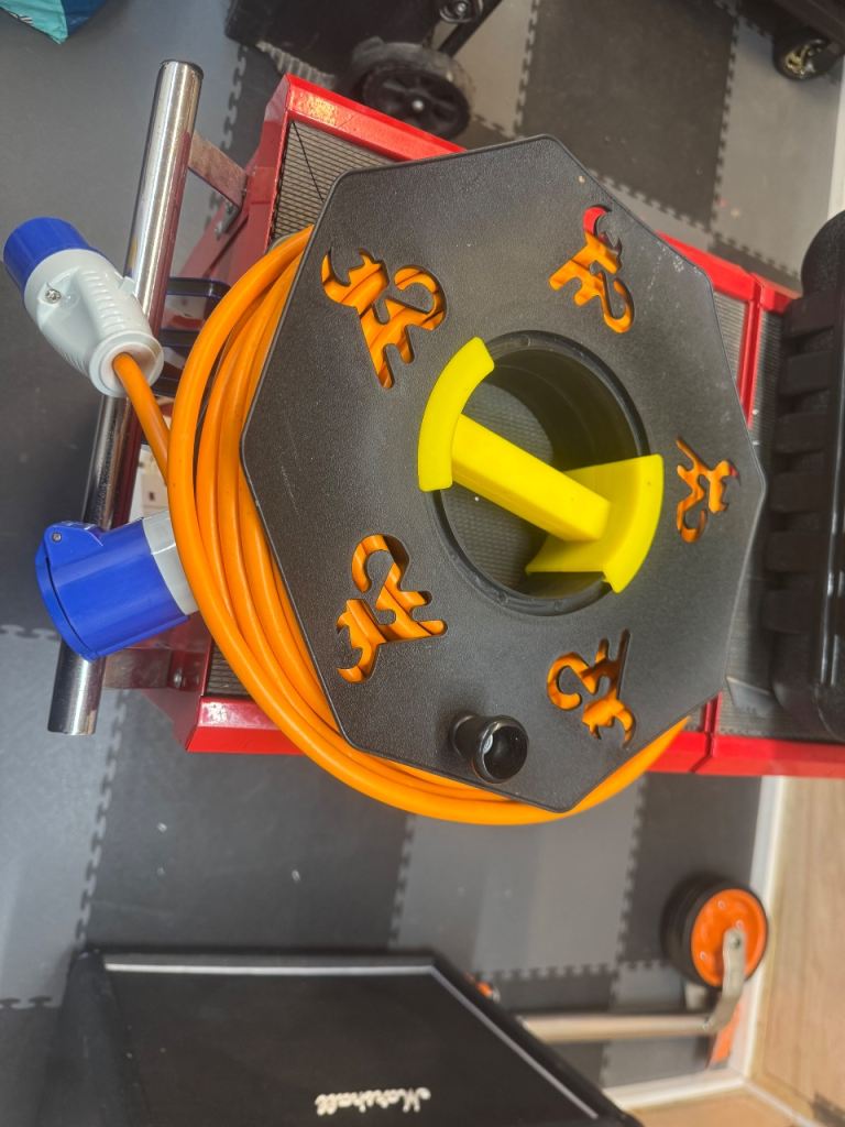 Caravan/ Motorhome Electrical hook up cable