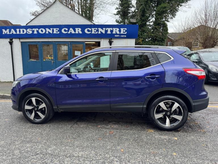 2015 Nissan Qashqai 1.6 dCi N-Tec+ 5dr Xtronic HATCHBACK Diesel Automatic