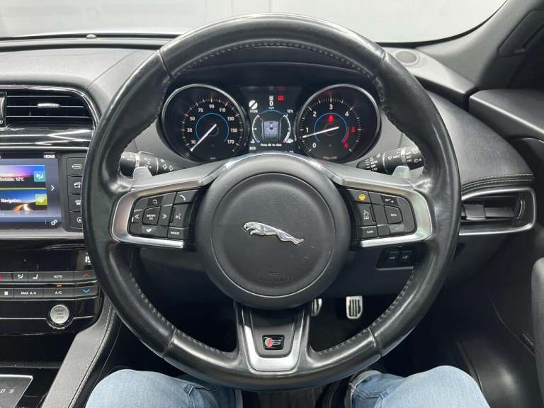 2016 Jaguar F-Pace 3.0d V6 S 5dr Auto AWD ESTATE DIESEL Automatic