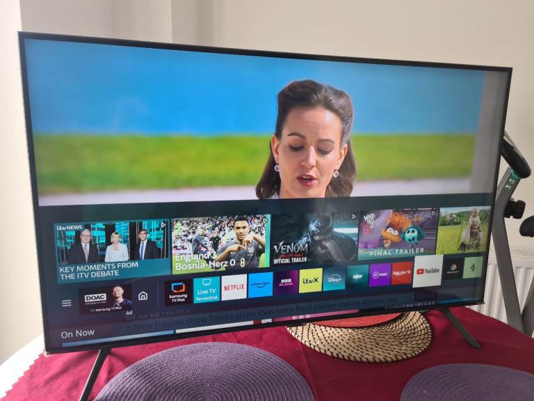 Samsung 43 INCH 43AU8000 Smart 4K UHD HDR LED TV