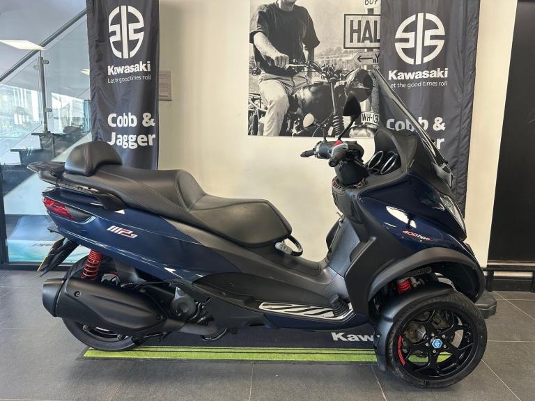 2022 PIAGGIO MP3 400