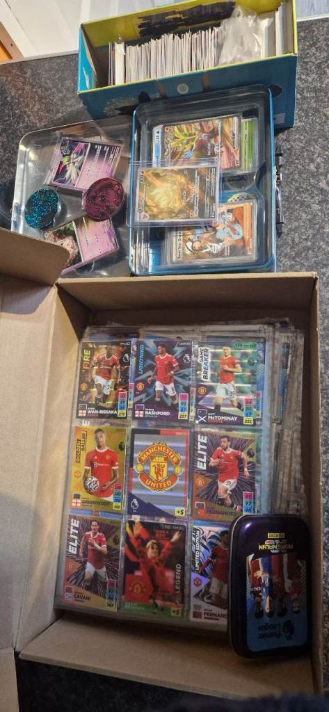 Pokemon &Football cards job lot