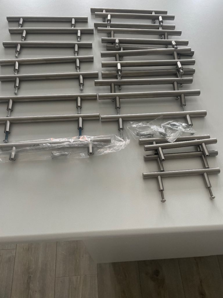 Kitchen handles 