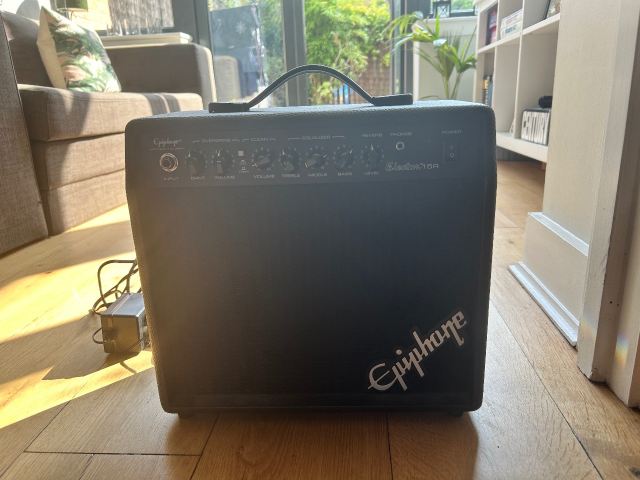 Epiphone ELECTAR 15R Guitar Amp - Good Working Order | in Didsbury