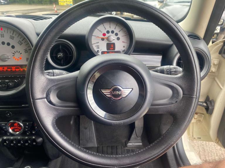 2011 MINI Hatch 1.6 One 3dr Hatchback Petrol Manual