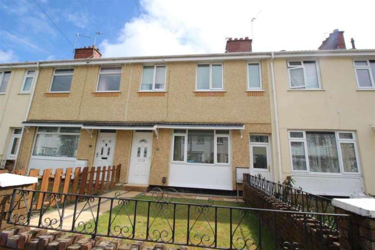 🏡 Charming 3-Bedroom Terraced Town House for Rent Near City Centre 🏡