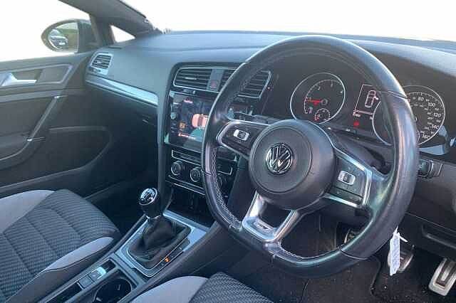 2018 Volkswagen Golf 2.0 TDI R-Line 5dr Hatchback Diesel Manual