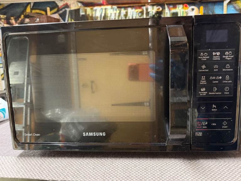 Samsung 28 L Convection Microwave Oven (RRP £169) (Collection Only)