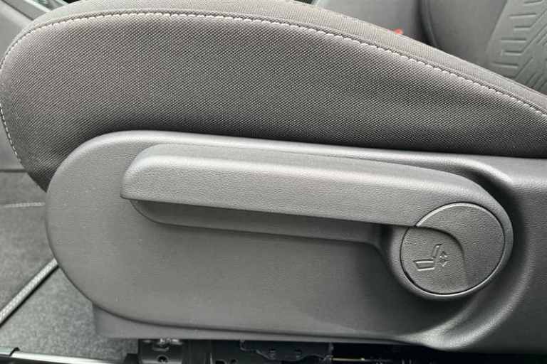 2024 Hyundai KONA 48.4kWh Advance SUV 5dr Electric Auto (156 ps) SUV Electric Automatic