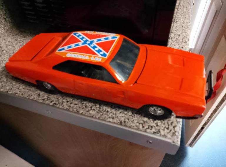 image for American large die cast general lee car