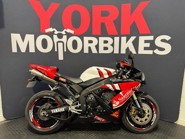 2004 Yamaha R1 1000