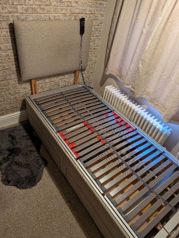 Mechanical adjustable long single bed grey 