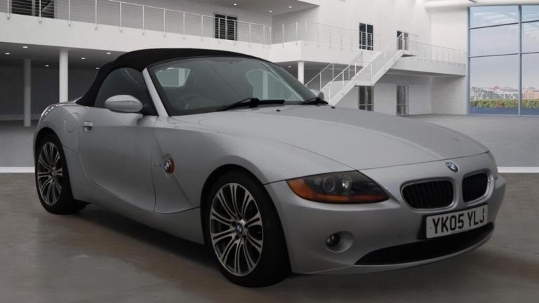 2005 BMW Z4 2005 2.5i SE 6 CYLINDER CONVERTIBL SILVER FULL SERVICE HISTORY FULL LEATHER CONVERTIB...