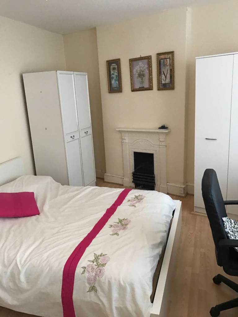 Double rooms near Cardiff University perfect for students