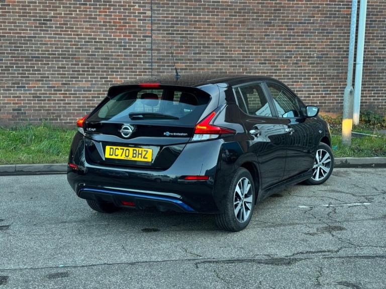  Nissan Leaf 40kWh Acenta Auto 5dr Electric Automatic