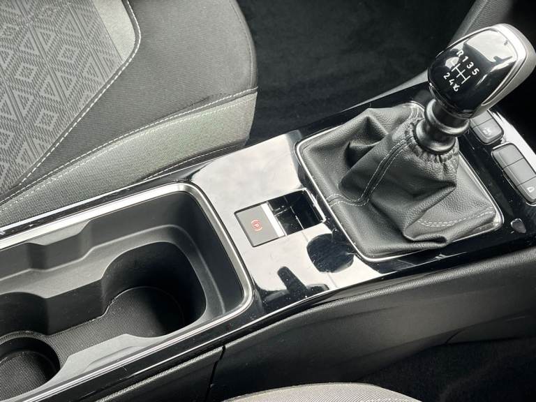  Vauxhall Mokka 1.2 Turbo Se Edition Suv 5dr Petrol Manual Euro 6 s/s 100 Ps