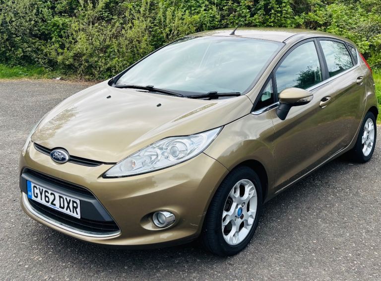 Ford, FIESTA, Hatchback, 2012, Manual, 1242 (cc), 5 doors