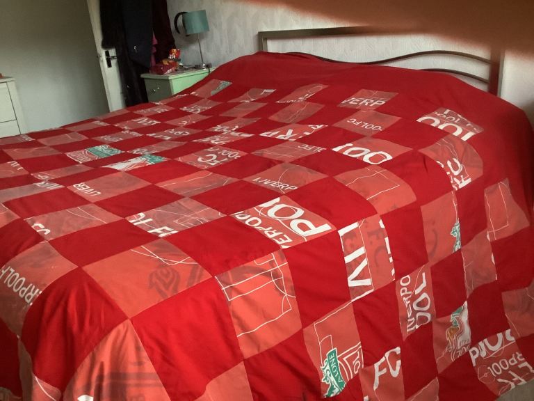 Liverpool patchwork throw 330x340