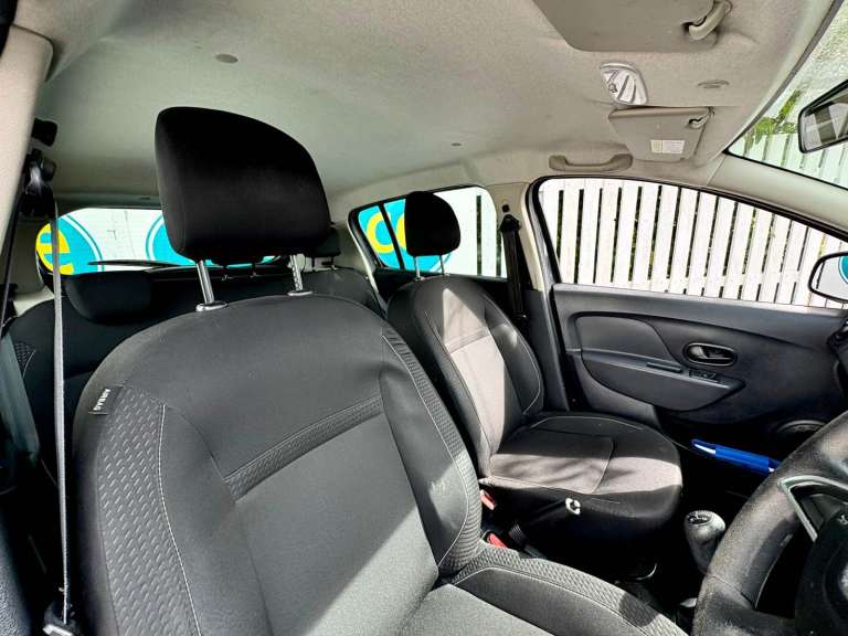 CAN'T GET CREDIT? CALL US! Dacia Sandero 0.9 TCe Essential, 2020, Manual - £99 DEPOSIT, £40 PER WEEK