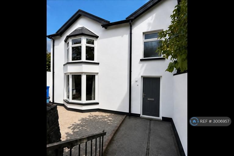 3 bedroom house in Fairfield Avenue, Rhyl, LL18 (3 bed) (#3006957)