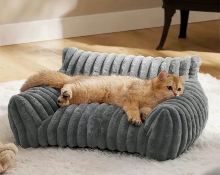 Brand new pet bed 