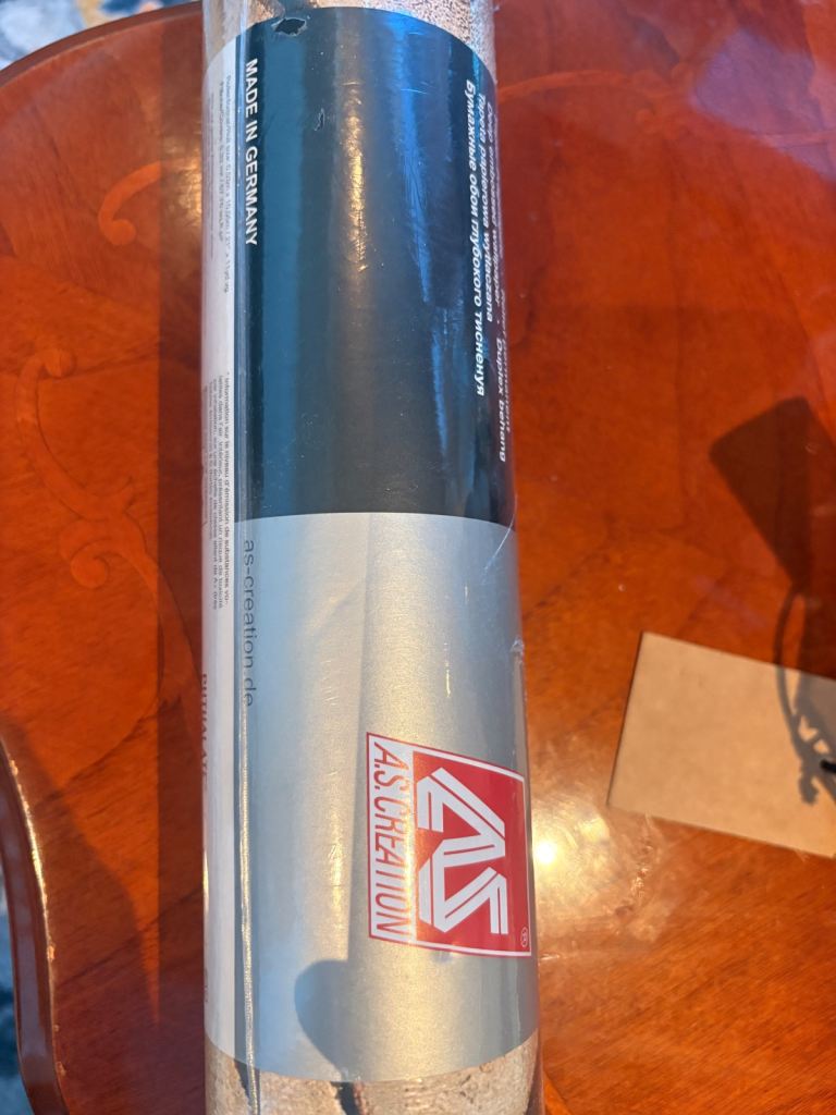 (New) wallpaper roll 